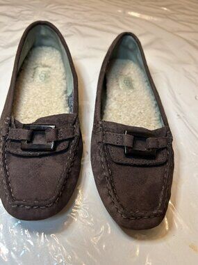 UGG Australia loafers size 7
